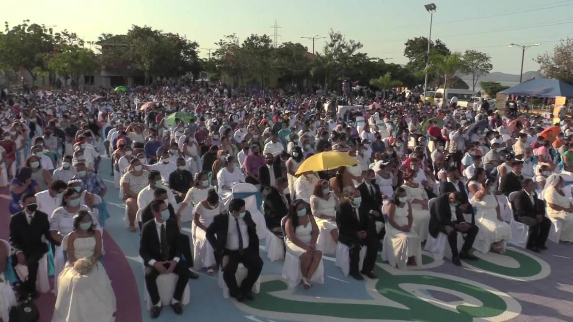 Parejas Se Casan En Un Evento Masivo En Nicaragua Efekto Tv